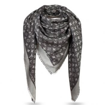 Louis Vuitton Monogram Denim Shawl M71378