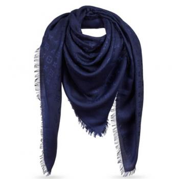 Louis Vuitton Monogram Shawl M72412