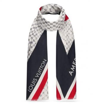 Louis Vuitton White Latitude Stole M70494